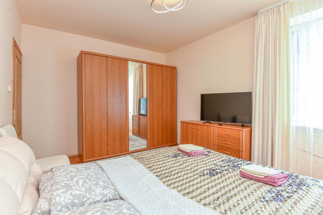 Medziotoju Apartment In Old City Palanga Exteriér fotografie
