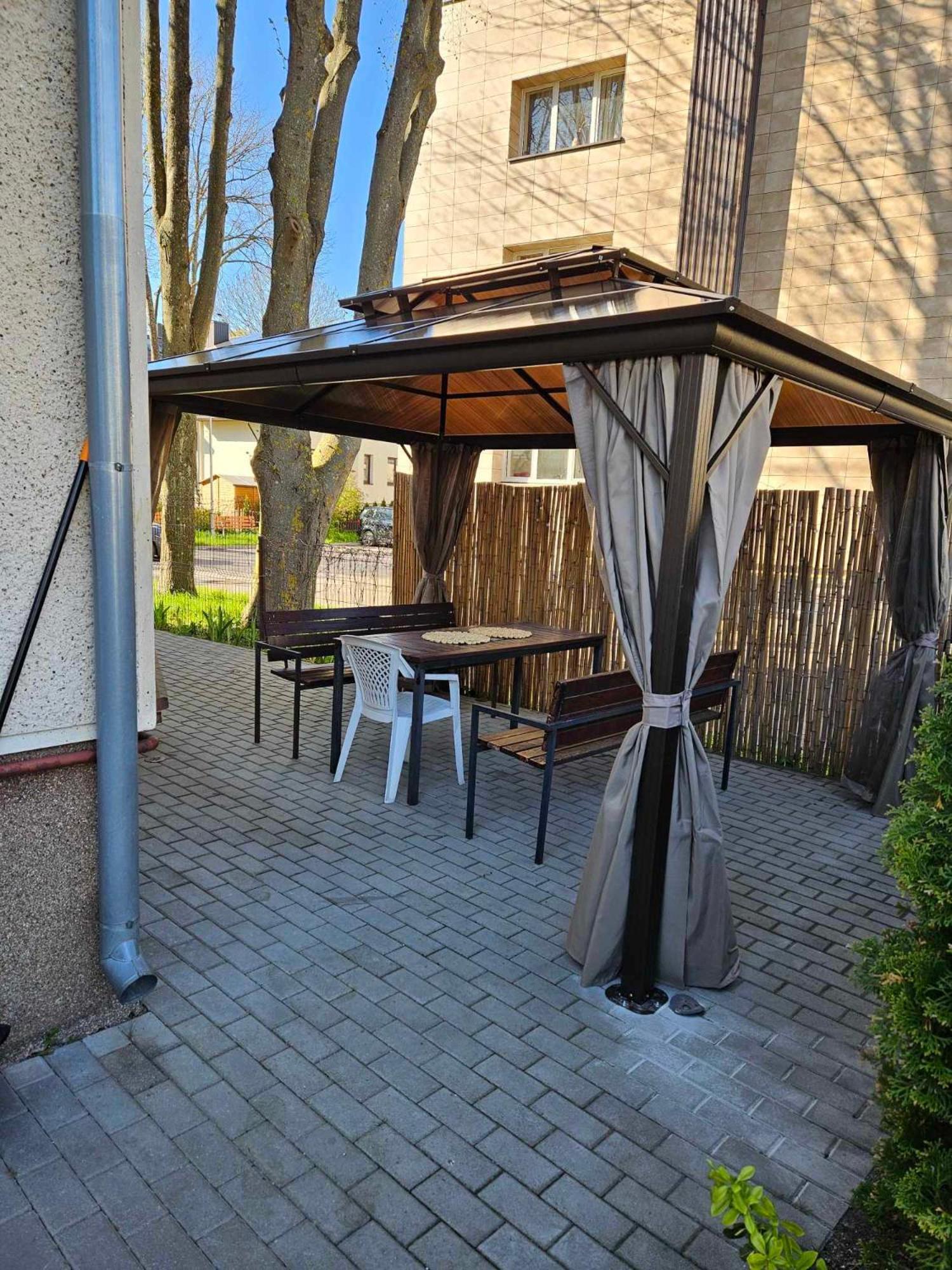 Medziotoju Apartment In Old City Palanga Exteriér fotografie